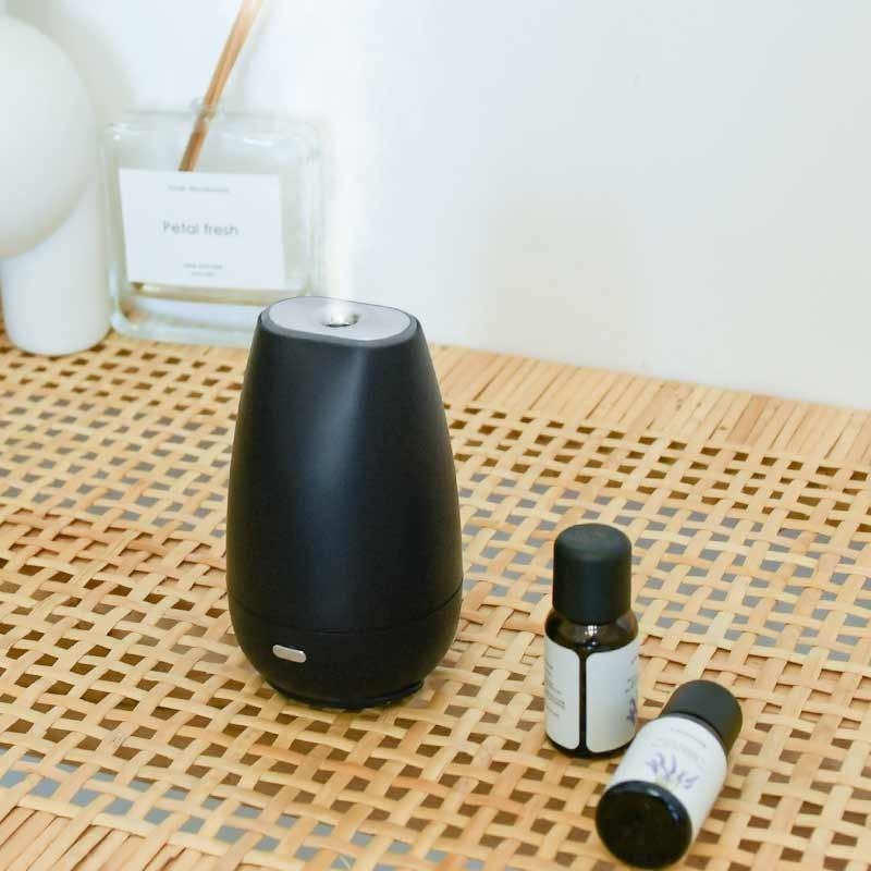 Diffuseur de voiture Humidificateur d'aromathérapie Diffuseur d'huile essentielle USB Cool Mist Mini Diffuseur portable